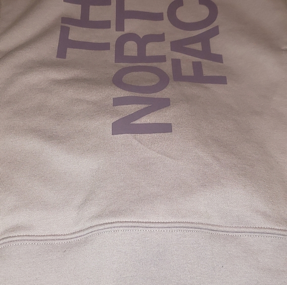 The North Face Sweater - Picture 2 of 8